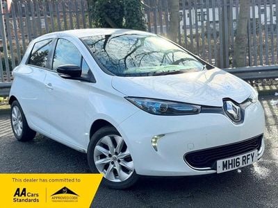 Used Renault Zoe Dynamique 2016 White Hatchback