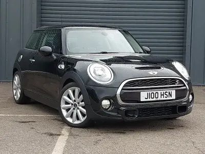 Used Mini Cooper S 192 HP (141 kW) 2018 Black Hatchback