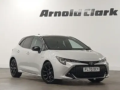 Używany Toyota Corolla Sport 122 KM (89 kW) 2020 Biały Hatchback