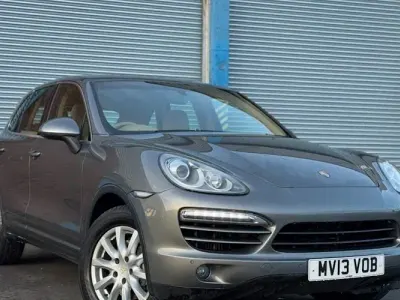 Used Porsche Cayenne 245 HP (180 kW) 2013 Grey SUV