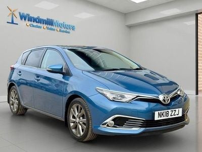 Usado Toyota Auris 116 HP (85 kW) 2018 Azul Citadino