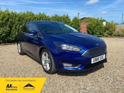 Usado Ford Focus Titanium 125 HP (91 kW) 2018 Azul Citadino