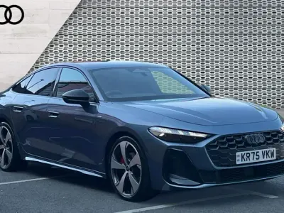 Used Audi A5 Sportback Advanced 204 HP (150 kW) 2025 Blue Hatchback