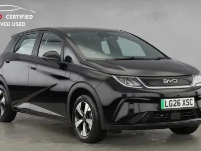 Nuevo BYD Dolphin Active 69 kW (95 CV) 2026 Negro Utilitario
