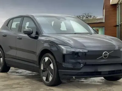 New Volvo EX30 Plus 200 kW (272 HP) 2026 SUV
