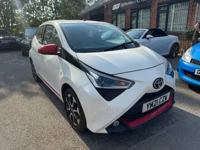 Used Toyota Aygo Trend 72 HP (52 kW) 2021 White Hatchback