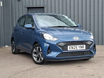 Used Hyundai i10 Advanced 63 HP (46 kW) 2025 Blue Hatchback