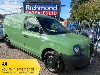 Used LEVC VN5 City 150 HP (110 kW) 2021 Green MPV
