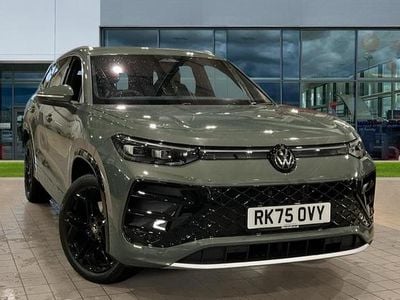 Used VW Tayron R-line Edition 272 HP (200 kW) 2025 Cipressino green metallic SUV