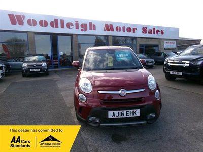 Used Fiat 500L Trekking 120 HP (88 kW) 2016 Red MPV
