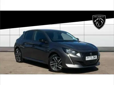 Gebraucht Peugeot 208 Active+ 101 PS (74 kW) 2023 Grau Kleinwagen