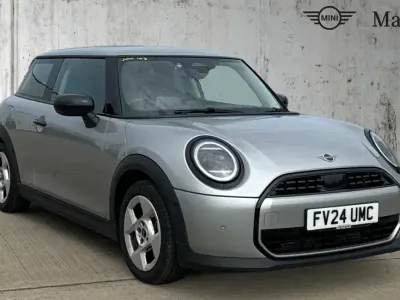 Used Mini Cooper Classic 156 HP (114 kW) 2024 Melting silver iii Hatchback