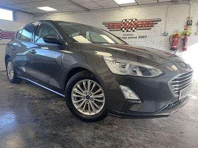 Used Ford Focus Titanium 125 HP (91 kW) 2018 Grey Hatchback