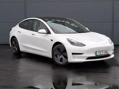 Used Tesla Model 3 Standard Range 208 kW (283 HP) 2021 White Sedan