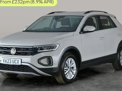 Usado VW T-Roc Life 110 HP (80 kW) 2023 Cinzento SUV
