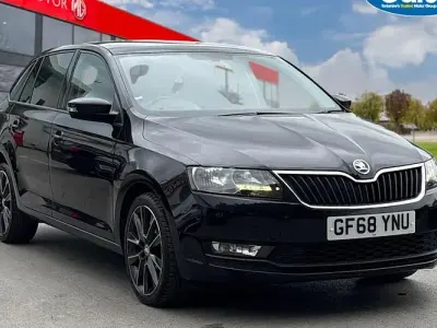 Usado Skoda Rapid Sport 95 HP (69 kW) 2018 Preto Citadino