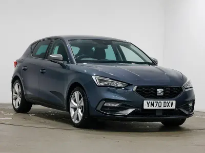 Käytetty Seat Leon FR 130 HP (95 kW) 2021 Harmaa Viistoperä