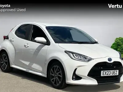 Second-hand Toyota Yaris Hybrid Design 116 CP (85 kW) 2026 Hatchback