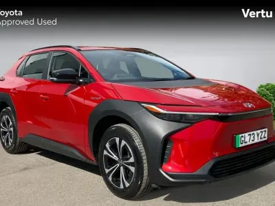 Usado Toyota bZ4X PURE 150 kW (204 CV) 2023 Rojo SUV