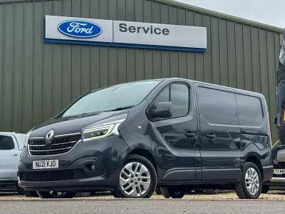 Używany Renault Trafic 2021 Szary