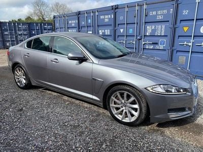 Second-hand Jaguar XF Luxury 163 CP (119 kW) 2013 Gri Berlinǎ