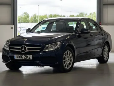 Used Mercedes C200 SE 136 HP (100 kW) 2016 Blue Sedan