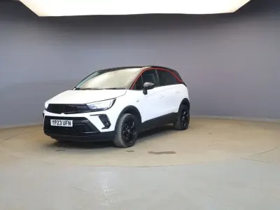 Used Vauxhall Crossland S 110 HP (80 kW) 2023 White SUV