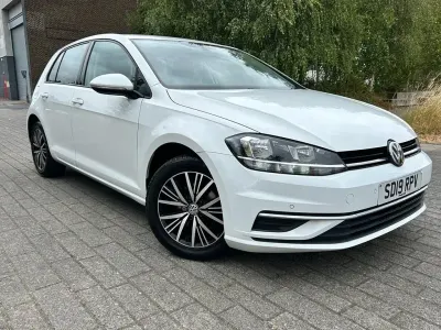 Used VW Golf VII SE 115 HP (84 kW) 2019 White Hatchback