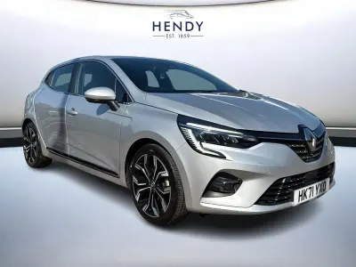 Used Renault Clio Version S 140 HP (102 kW) 2021 Silver  Hatchback
