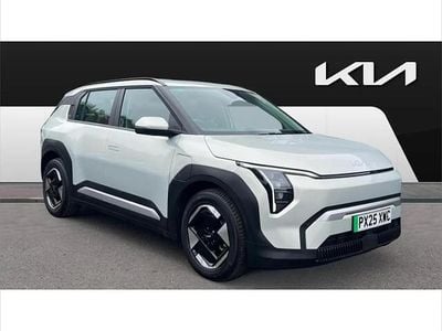 Used Kia EV3 Air 147 kW (201 HP) 2025 Silver SUV