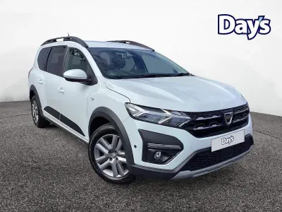Used Dacia Jogger Comfort 110 HP (80 kW) 2022 White MPV