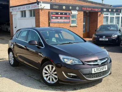 Used Vauxhall Astra Elite 165 HP (121 kW) 2013 Brown Hatchback