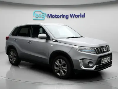 Second-hand Suzuki Vitara SZ-T 127 CP (93 kW) 2022 Gri SUV
