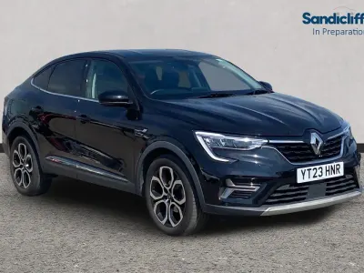 Używany Renault Arkana Techno 138 KM (101 kW) 2022 Czarny SUV