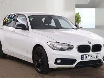 Used BMW 118 Sport Line 2015 White Hatchback