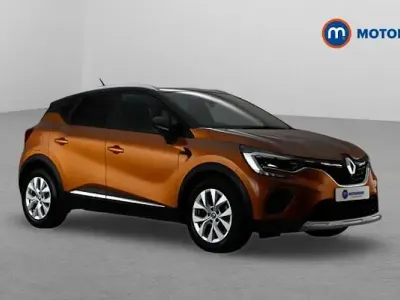Used Renault Captur Iconic 140 HP (102 kW) 2021 Orange/black SUV