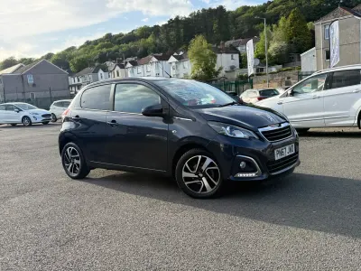 Second-hand Peugeot 108 Allure 82 CP (60 kW) 2017 Albastru Hatchback