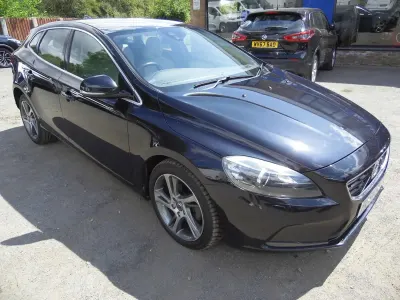 Used Volvo V40 SE Lux 115 HP (84 kW) 2014 Black Hatchback