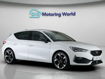Used Cupra Leon 150 HP (110 kW) 2024 White Hatchback