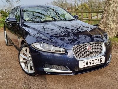Used Jaguar XF Portfolio 200 HP (147 kW) 2015 Blue Sedan