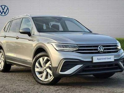 Usado VW Tiguan Allspace Life 150 HP (110 kW) 2023 Prateado SUV
