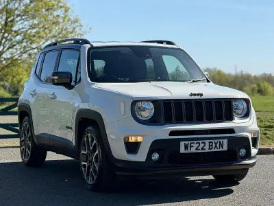 Used Jeep Renegade 2022 White/black SUV