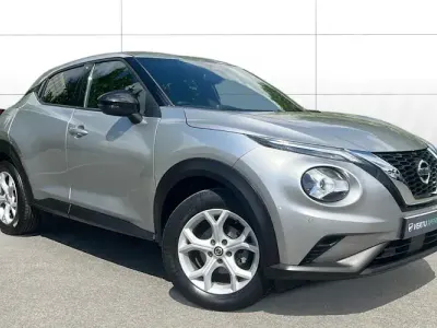 Used Nissan Juke N-Connecta 114 HP (83 kW) 2021 Silver SUV
