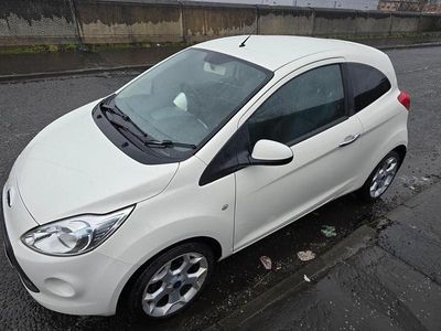 Used Ford Ka Titanium 2014 White Hatchback