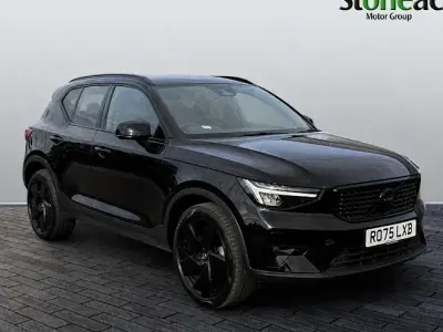 Used Volvo XC40 Plus 197 HP (144 kW) 2025 Black SUV