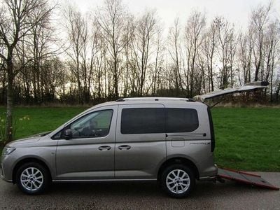 Used 2024 Ford Tourneo Connect Titanium MPV | £18,495 (Super price)