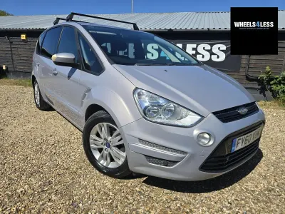 Used Ford S-MAX Zetec 140 HP (102 kW) 2010 White MPV