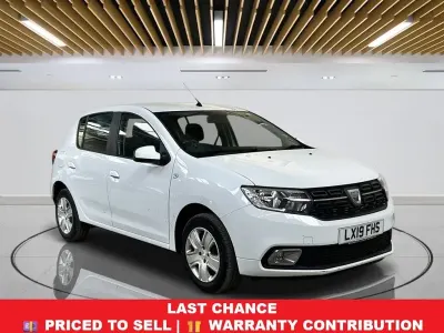 Used Dacia Sandero Comfort 90 HP (66 kW) 2018 White Hatchback