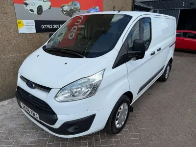 Used Ford Transit Custom Trend 125 HP (91 kW) 2016 White Van
