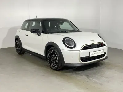Used Mini Cooper S Exclusive 2025 White Hatchback
